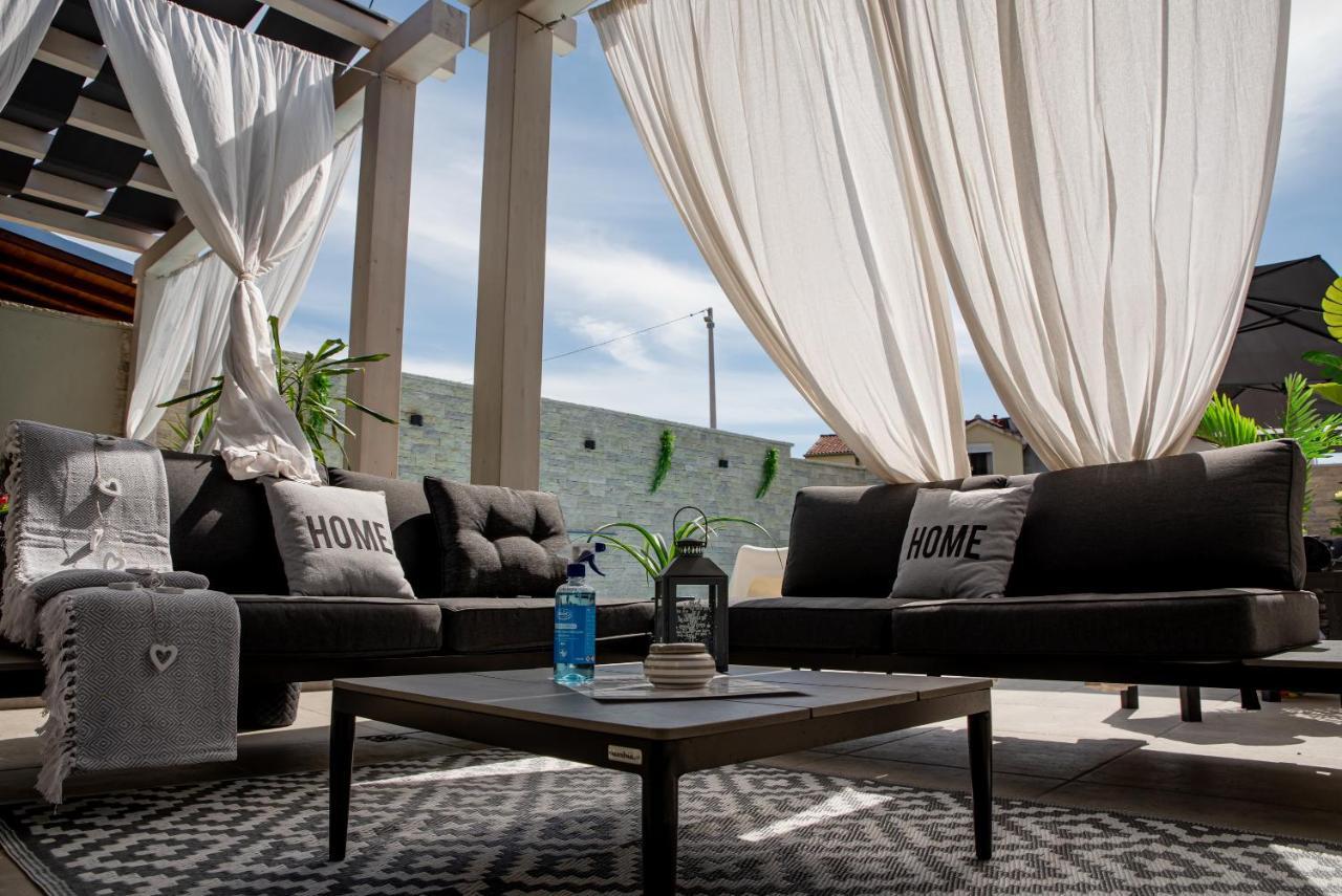 Tyra Delux Apartment ซาดาร์ ภายนอก รูปภาพ